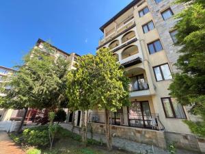 Rose Village Apartment