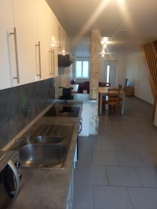 Maisons de vacances le cantalou : photos des chambres