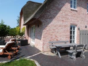 Dat Lilli und Anni Huus