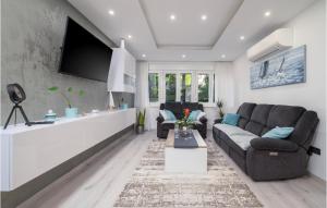 Amazing Apartment In Pula With Wifi