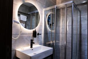 Deluxe Twin Room room in Kadirga Antik Hotel