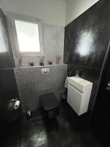 Villas Magnifique villa VUE MER, piscine, 190 m2 , 4 chb, 3 sdb, clim : photos des chambres