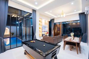 Mavia fun poolvilla pattaya