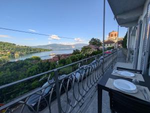 Appartamento con Vista Lago