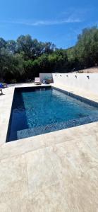 Villa moderne avec piscine 4 étoiles