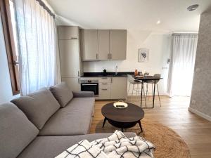 Appartements M112 Marquer Superbe T4 spacieux avec balcon et parking, proche de Geneve : photos des chambres