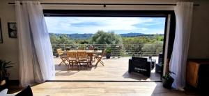 Villas Villa moderne avec piscine 4 etoiles : photos des chambres