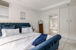 3bed luxury apartment sandton city