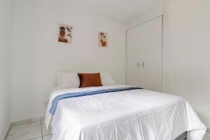 3bed luxury apartment sandton city