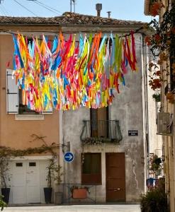 Maisons de vacances Renovated village house in peaceful town near Med - Air conditioning, balcony : photos des chambres