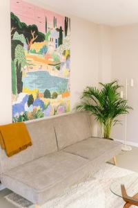 Nice bright studio near the forest and Amsterdam