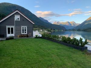 Stryn Golden Resort-«Skulehuset»