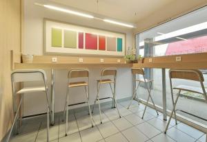Hotels B&B HOTEL Alencon Nord : photos des chambres
