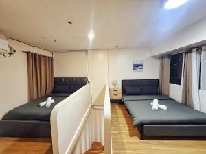 Family Loft Unit Hotel in BGC The Fort High Street - Bed & breakfasts, Manila