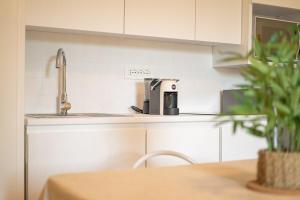 Yellow Sun Suite img7