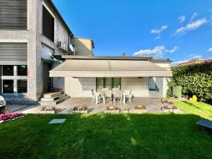 Villa for the Grand Prix in Monza