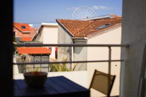 Studio entièrement rénové à deux pas des plages
