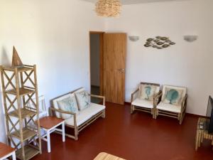 Apart 2 quartos, 350m praia Olhos dÁgua, F