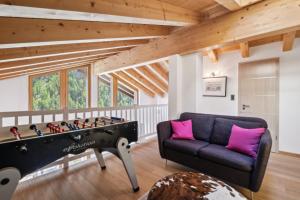 Duplex Piste Rouge by Miggins