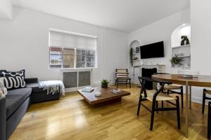 2 Bed Apartment- Mayfair 1