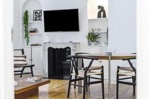 2 Bed Apartment- Mayfair 1