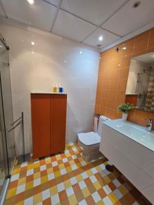 Las Lomas De Roquetas Beach