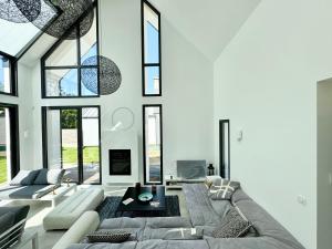 Villas Superbe Villa contemporaine avec piscine, Sainte Marine : photos des chambres