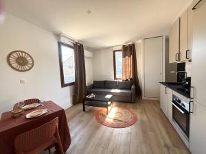 M113 Marquer Superbe T2 proche de la douane Moillesulaz et de Genève