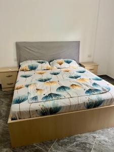 Shengjin Apartments