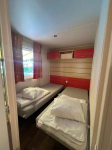 Maisons de vacances N004 - L-Ecrin de Verdure - climatise - TV - proche Europa Park : photos des chambres
