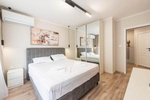 Perfect Stay Near Sea Garden 4