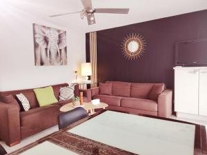 Appartements Suite Soleil - Parking - Wifi -Terrasse et Piscine : photos des chambres