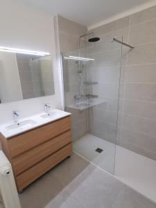 Grand 3 pièces lumineux à 5 mn à pieds de la vieille ville