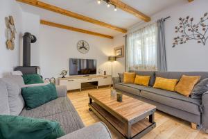 Pool and Fun Villa Stella Klarici- Happy Rentals