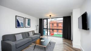 Two-Bedroom Apartment with two bathrooms room in Staycity Aparthotels Duke Street