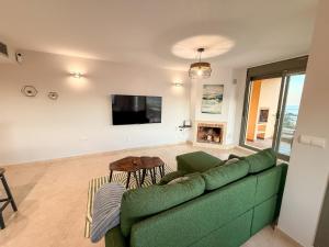 Casa Colon- Incredible spacious 2BR with sea views