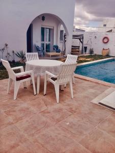 Villa avec piscine à sounine