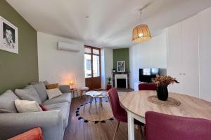 Appartements Casa Majour - Duplex coeur de ville - T2 - Climatise : photos des chambres