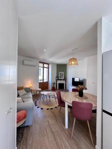 Appartements Casa Majour - Duplex coeur de ville - T2 - Climatise : photos des chambres
