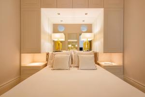 Clerigos 82 luxury Housing