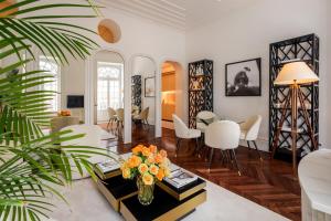 Clerigos 82 luxury Housing