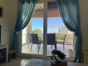 Lilikas Sea Front Apartments 2