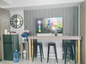 Anya and Christofs Condo at Amani near Airport