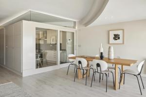 Playa de La Concha 9 by FeelFree Rentals