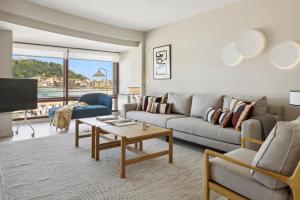 Playa de La Concha 9 by FeelFree Rentals