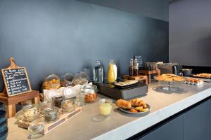 Hotels Campanile Clermont Ferrand Centre : photos des chambres