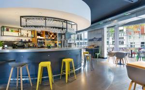 Hotels Campanile Clermont Ferrand Centre : photos des chambres