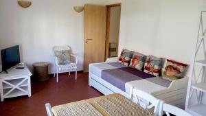 Apart 2 quartos, 350m praia Olhos dÁgua, G