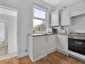 Pass the Keys Bright Stylish 3Bed Home Garden Pet-Friendly