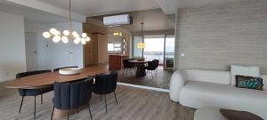 GuestReady - Elegant Marina Apartment
